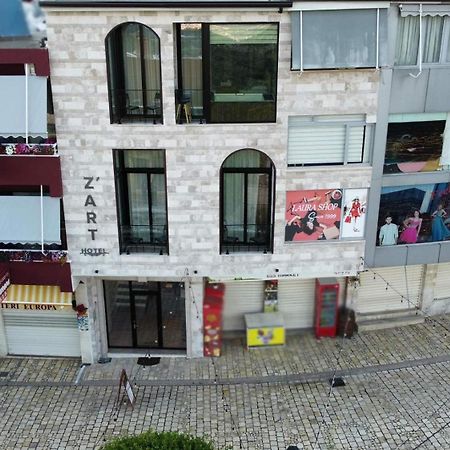 Z Art Hotel Kruje Bagian luar foto